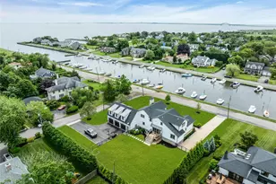 52 Concourse E, Brightwaters, NY 11718 - Photo 3