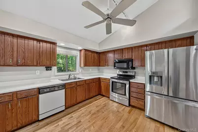 98 Wildwood Circle, Bloomingburg, NY 12721 - Photo 21