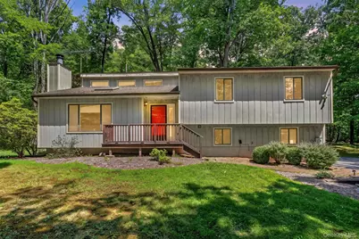 98 Wildwood Circle, Bloomingburg, NY 12721 - Photo 1
