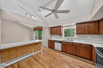 98 Wildwood Circle, Bloomingburg, NY 12721 - Photo 19