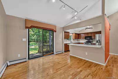 98 Wildwood Circle, Bloomingburg, NY 12721 - Photo 15