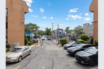 75-22 Parsons Boulevard #D2, Fresh Meadows, NY 11366 - Photo 21
