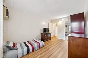 75-22 Parsons Blvd, Fresh Meadows, NY 11366 - Photo 11