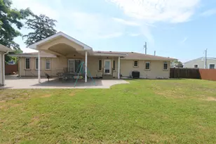 148 Spruce St, Lindenhurst, NY 11757 - Photo 19