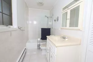 148 Spruce St, Lindenhurst, NY 11757 - Photo 9