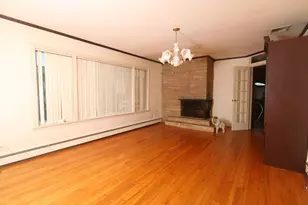 148 Spruce St, Lindenhurst, NY 11757 - Photo 7