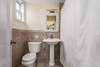 118 Carver Terrace, Yonkers, NY 10710 - Photo 15