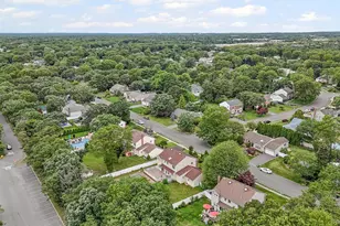 30 Ashford Dr, Bohemia, NY 11716 - Photo 13