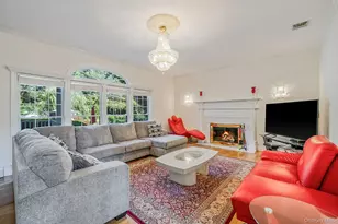 3 Kohlsaat Ct, Smithtown, NY 11787 - Photo 11