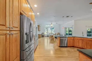 3 Kohlsaat Ct, Smithtown, NY 11787 - Photo 15