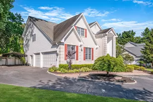 3 Kohlsaat Ct, Smithtown, NY 11787 - Photo 3