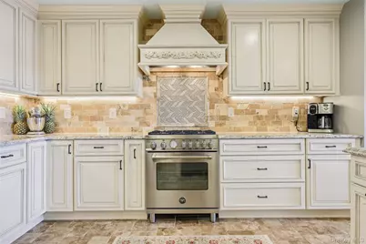 12 Omni Parc Drive, Nanuet, NY 10954 - Photo 15