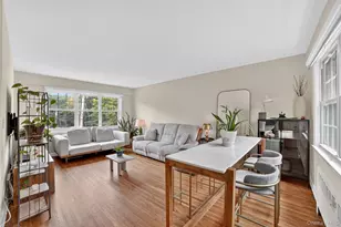 17 Fieldstone Dr, Hartsdale, NY 10530 - Photo 3