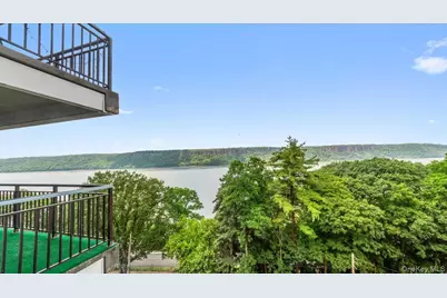 1020 Warburton Avenue #9C, Yonkers, NY 10701 - Photo 9