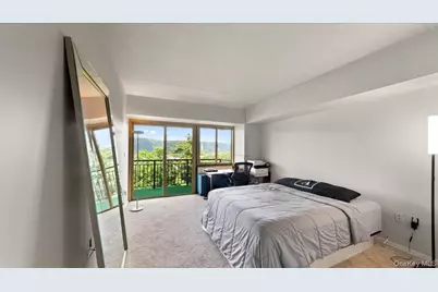 1020 Warburton Avenue #9C, Yonkers, NY 10701 - Photo 11