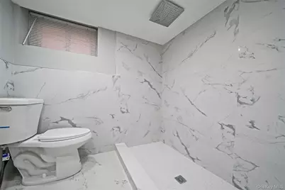 6915 Loubet, Forest Hills, NY 11375 - Photo 27