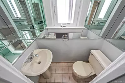 6915 Loubet, Forest Hills, NY 11375 - Photo 21