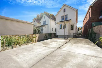 6915 Loubet, Forest Hills, NY 11375 - Photo 29