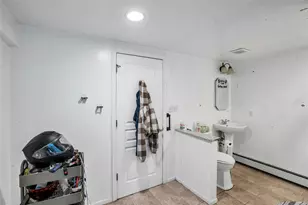 11 Grove Ave, Saint James, NY 11780 - Photo 19