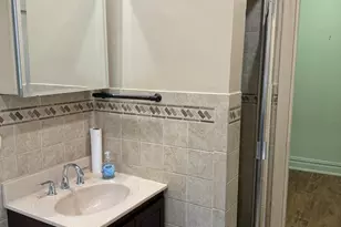 1 Meadow Dr, Woodmere, NY 11598 - Photo 25