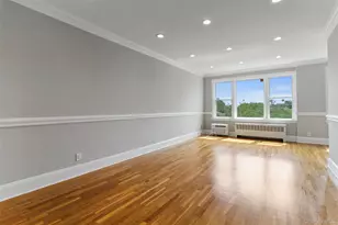 1015 Old Post Rd, Mamaroneck, NY 10543 - Photo 7