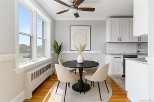 1015 Old Post Rd, Mamaroneck, NY 10543 - Photo 17