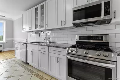 1015 Old Post Road #3N, Mamaroneck, NY 10543 - Photo 21