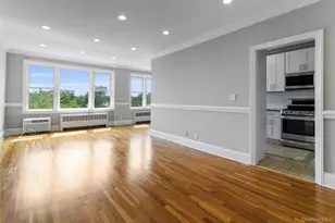 1015 Old Post Rd, Mamaroneck, NY 10543 - Photo 9