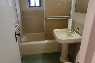 1596 Unionport Rd, Bronx, NY 10462 - Photo 5