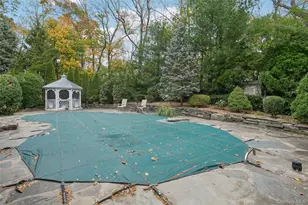 32 Soundview Dr, Northport, NY 11768 - Photo 35