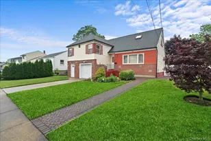 159 Branch Ave, Freeport, NY 11520 - Photo 3