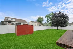 159 Branch Ave, Freeport, NY 11520 - Photo 27