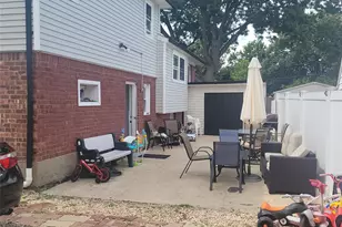 5 Sportsmans Ave, Freeport, NY 11520 - Photo 5