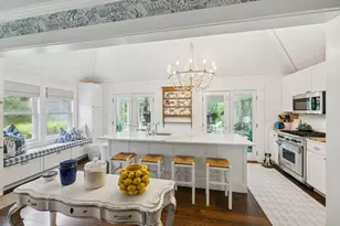 163 Halsey St, Southampton, NY 11968 - Photo 3