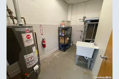 59-78 54 Avenue, Maspeth, NY 11378 - Photo 15