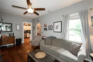 8 Dumond Pl, Glen Head, NY 11545 - Photo 7