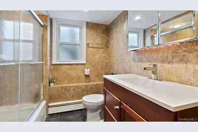 95 Foster Avenue, Valley Stream, NY 11580 - Photo 27