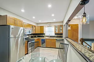 95 Foster Ave, Valley Stream, NY 11580 - Photo 13