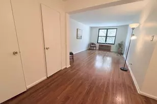 83-20 98th St, Woodhaven, NY 11421 - Photo 3