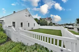 243 Seaford Ave, Massapequa, NY 11758 - Photo 19