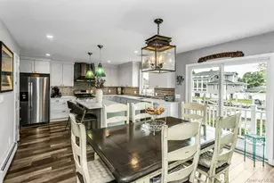 10 Garfield Pl, Massapequa, NY 11758 - Photo 7