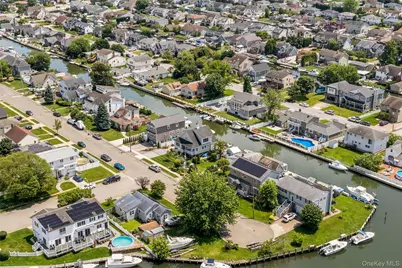 10 Garfield Place, Massapequa, NY 11758 - Photo 33