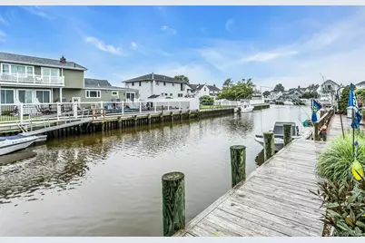 10 Garfield Place, Massapequa, NY 11758 - Photo 43