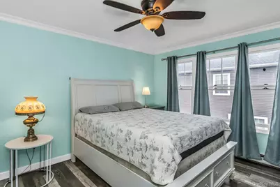 10 Garfield Place, Massapequa, NY 11758 - Photo 19