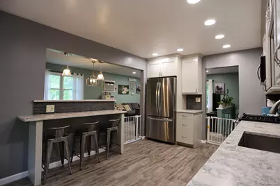 21 Edgebrook Lane, Airmont, NY 10952 - Photo 3