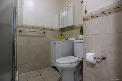 21 Edgebrook Lane, Airmont, NY 10952 - Photo 13