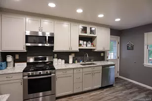 21 Edgebrook Ln, Airmont, NY 10952 - Photo 5