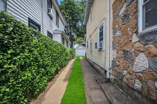 111-19 212th St, Queens Village, NY 11429 - Photo 7