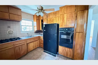 14605 227th Street, Springfield Gardens, NY 11413 - Photo 19