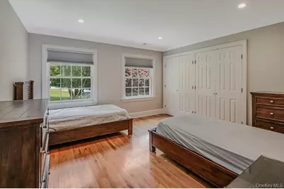 47 Sherwood Gate, Oyster Bay, NY 11771 - Photo 23